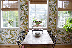 SHOWER THE BRIDE AND GROOM